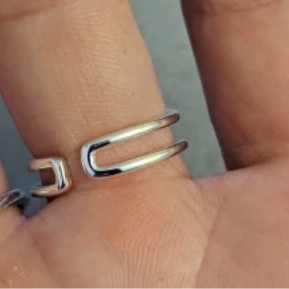 NEW 925 Sterling Silver Open Adjustable Ring - Picture 7 of 12
